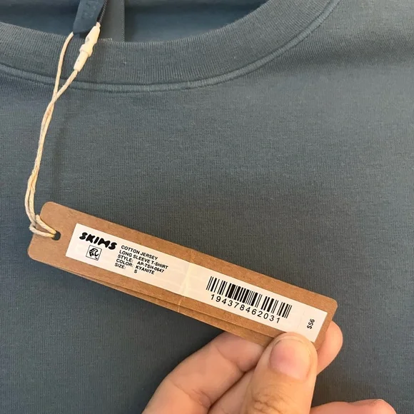 SKIMS Kyanite Cotton Jersey Long Sleeve Tee - Picture 2 of 2